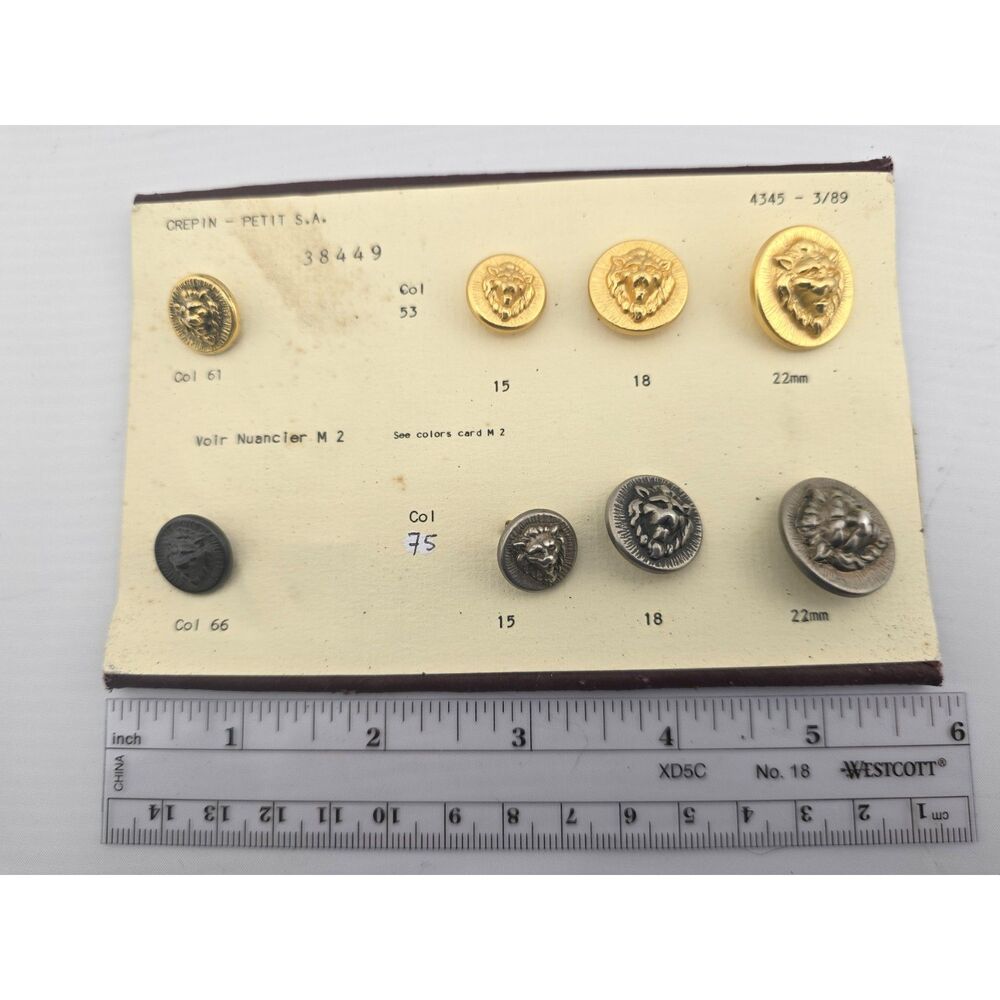 Vintage Crépín-Petit Lion Head  Buttons 8 Sample Card  Gold Silver Tone Metal